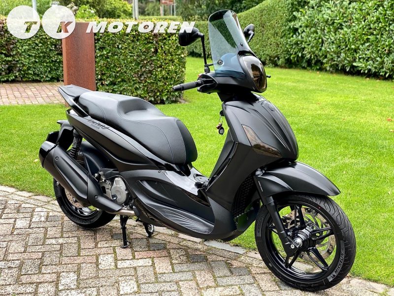 PIAGGIO BEVERLY 350 POLICE FULL BLACK 8/2018